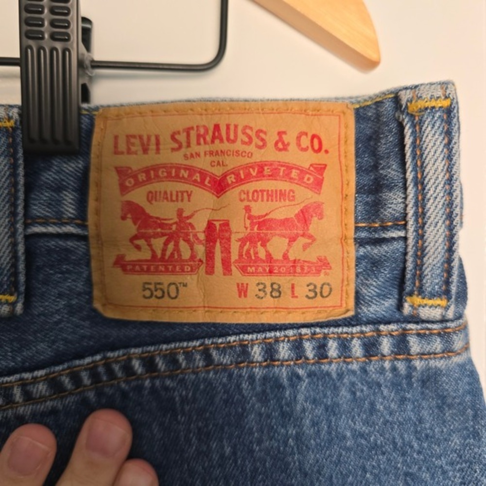Levi Strauss 550 Jeans W38 L30 Blue Denim Relaxed Fit Basic Essential - Picture 12 of 16